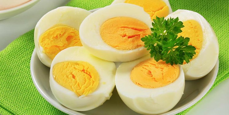 آیا مصرف یک تخم مرغ در روز برای ما سودمند است؟