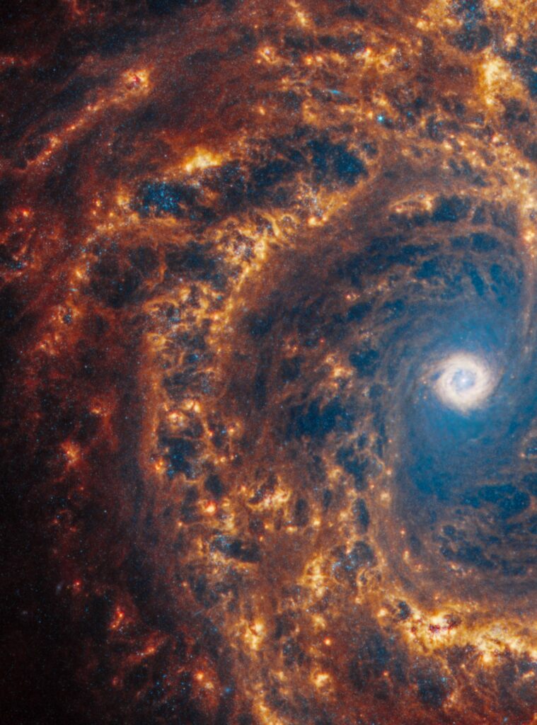 کهکشان مارپیچی NGC 4303