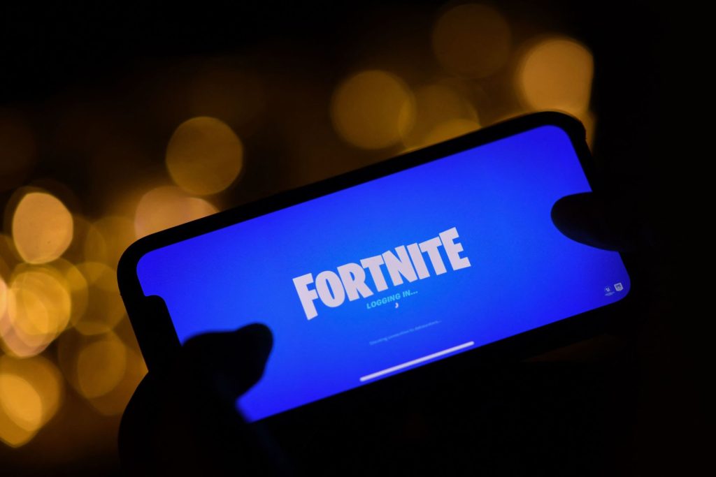 فورتنایت احتمالاً تا ۲ ماه دیگر به آیفون برمی‌گردد؛ اما فقط در اروپا